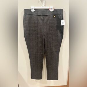 Rafaella Slim Leg Comfort Pull On Glen Plaid Dress Pants - Size 14 NWT